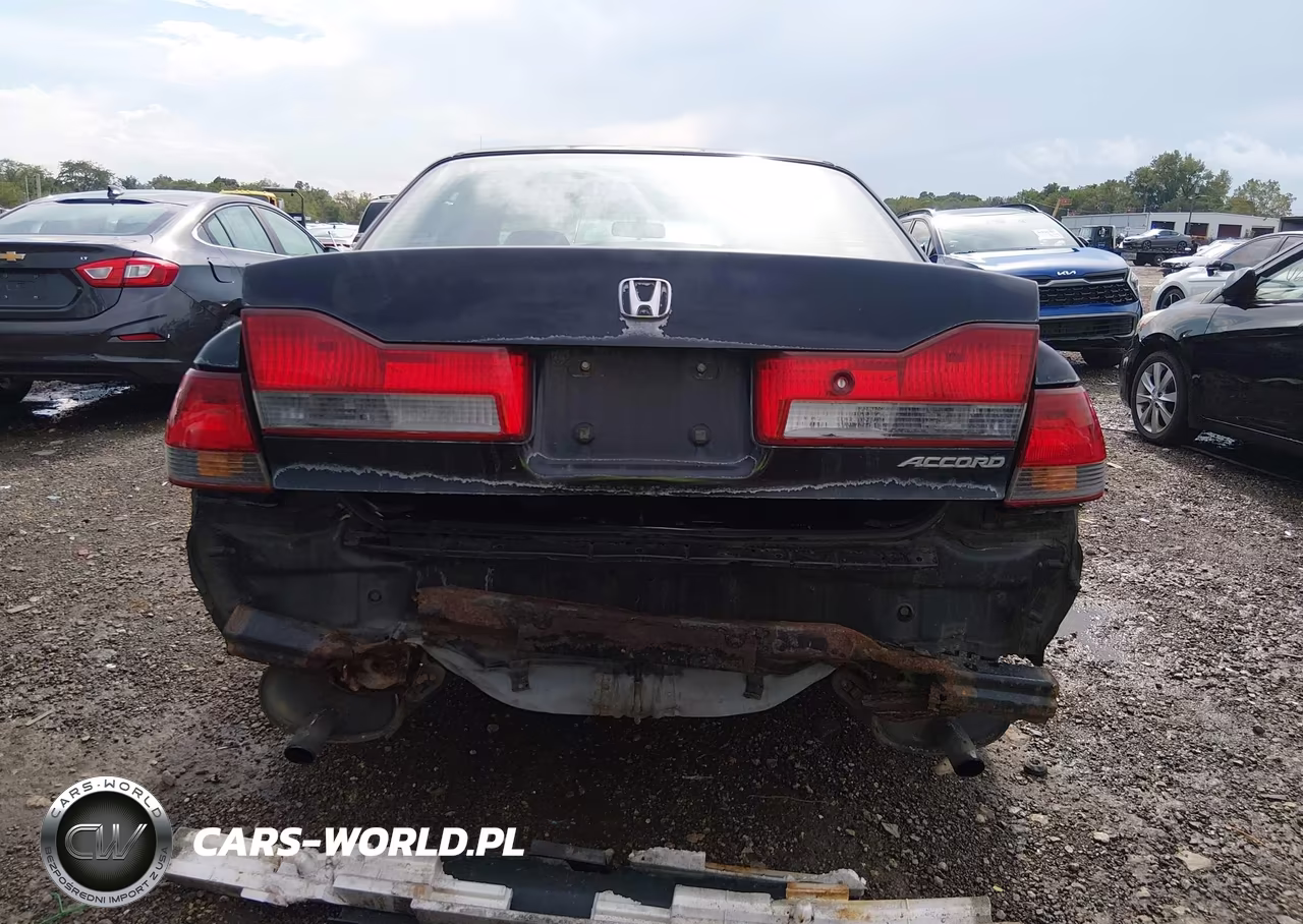 2002 Honda Accord 3.0 Ex VIN:1HGCG165X2A011409 - 16