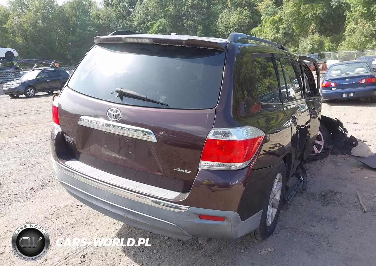 2011 Toyota Highlander Se V6 VIN:5TDBK3EH2BS077892 - 4