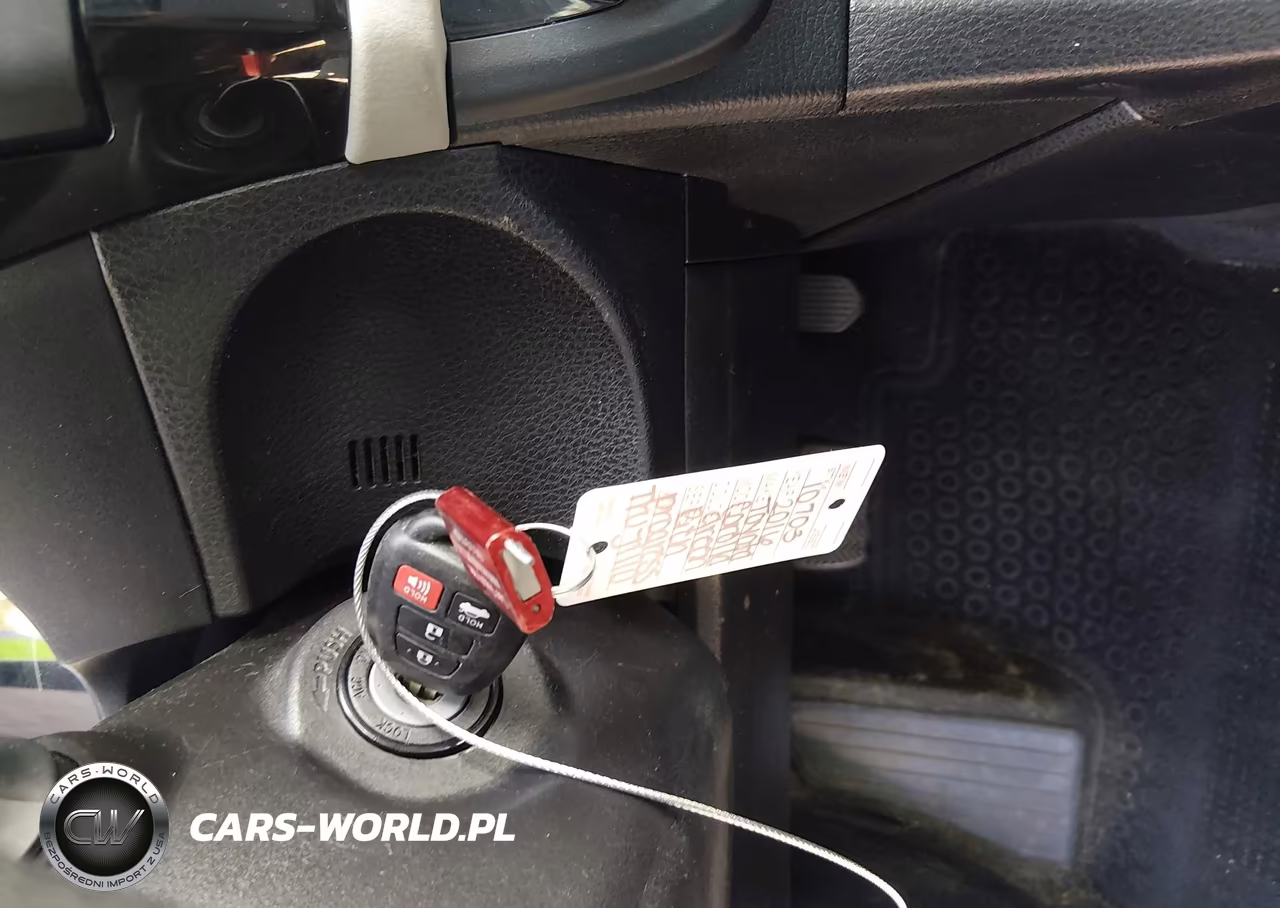 2016 Toyota Corolla Le VIN:2T1BURHE0GC647290 - 11