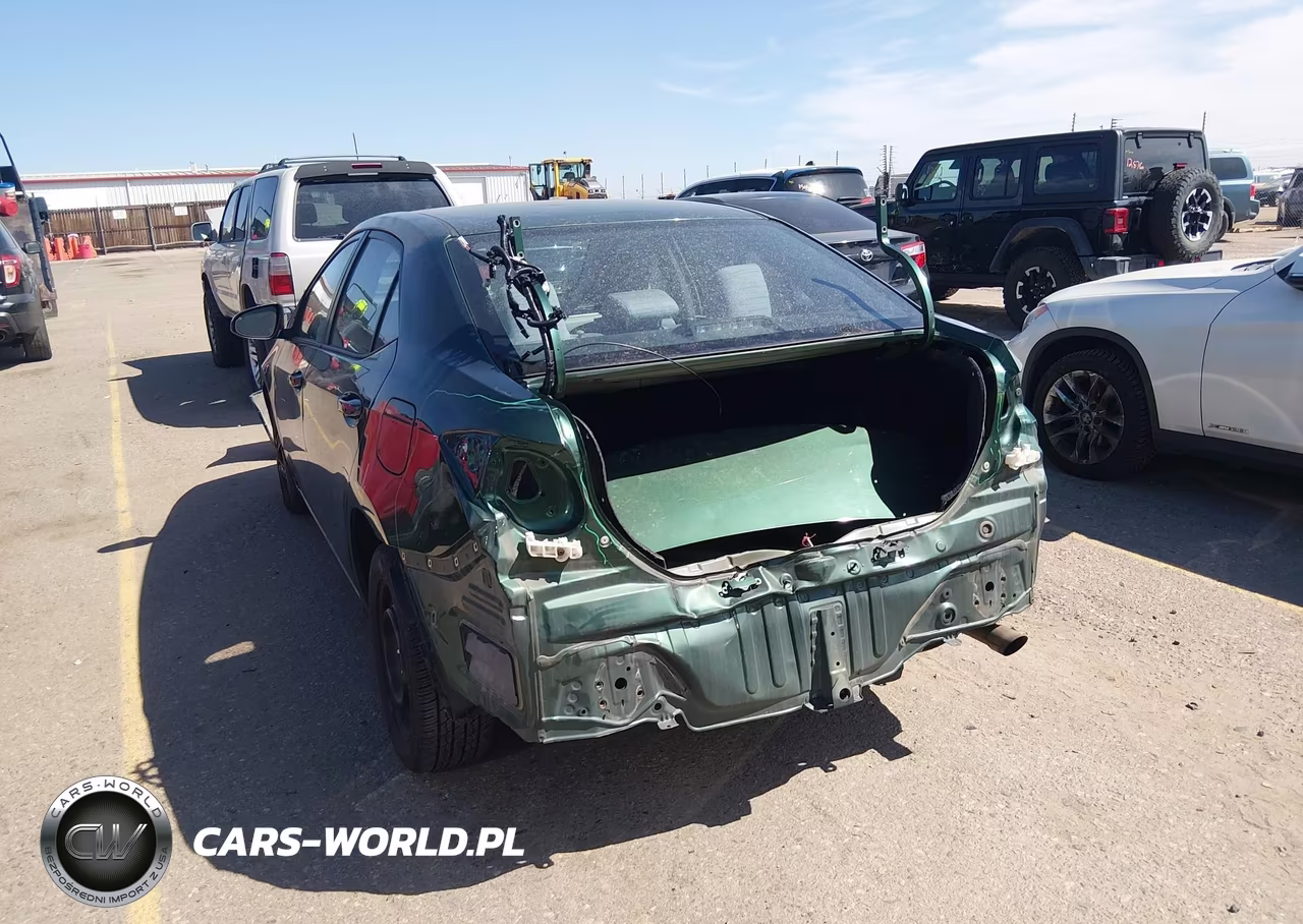 2016 Toyota Corolla Le VIN:2T1BURHE0GC647290 - 3