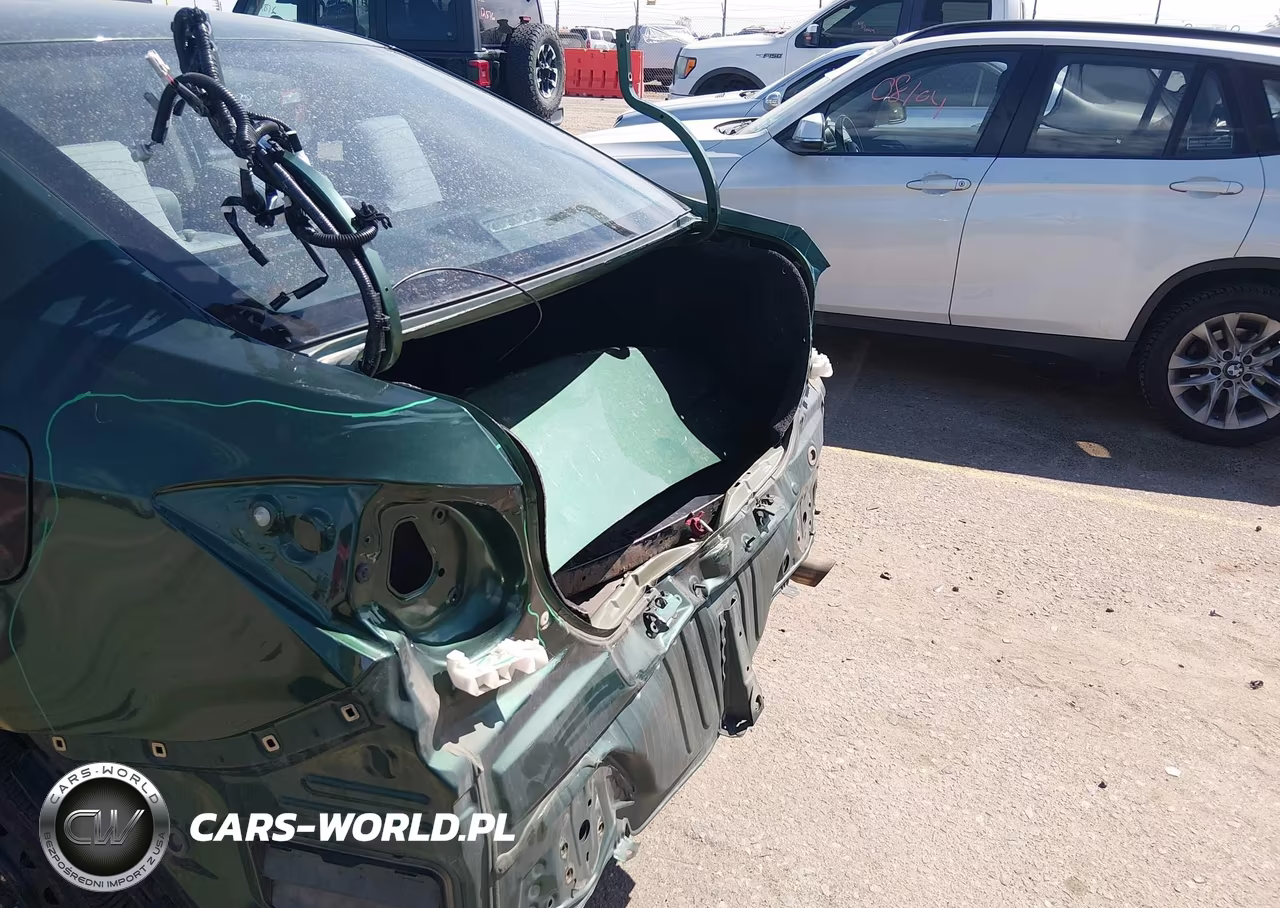2016 Toyota Corolla Le VIN:2T1BURHE0GC647290 - 6