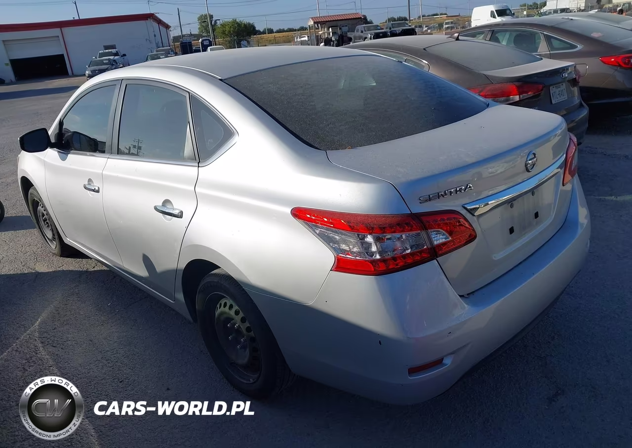 2015 Nissan Sentra S VIN:3N1AB7AP6FY329547 - 3