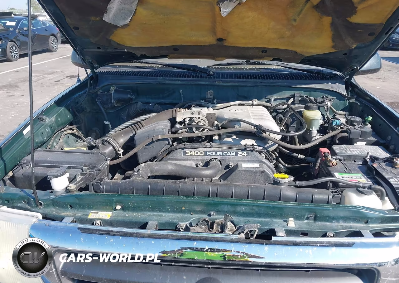 2000 Toyota Tacoma Xtracab VIN:5TEWN72N0YZ690907 - 9