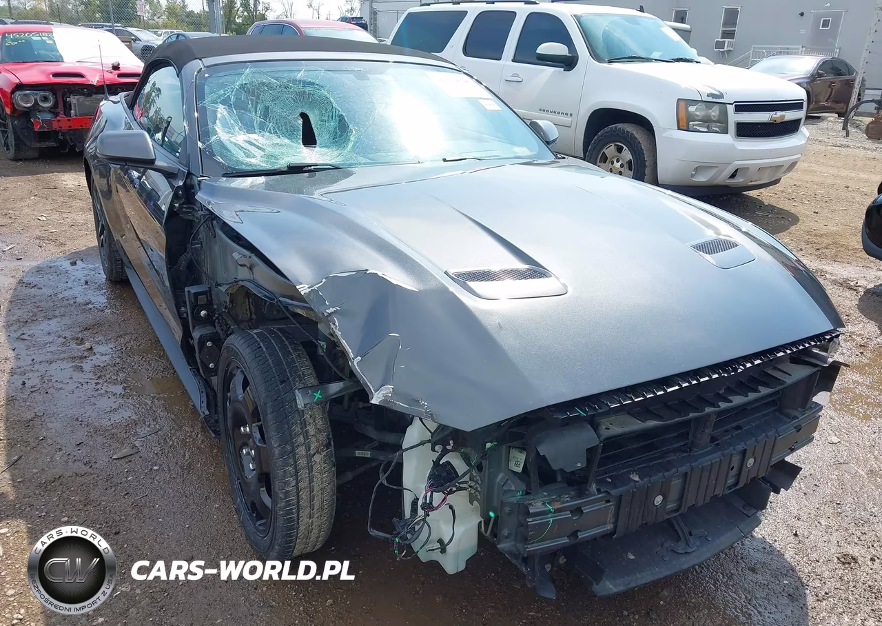 2020 Ford Mustang Ecoboost Premium VIN:1FATP8UH4L5113373 - 6