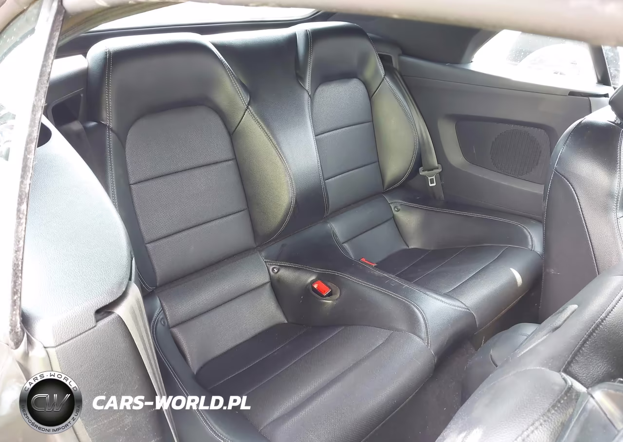 2020 Ford Mustang Ecoboost Premium VIN:1FATP8UH4L5113373 - 8