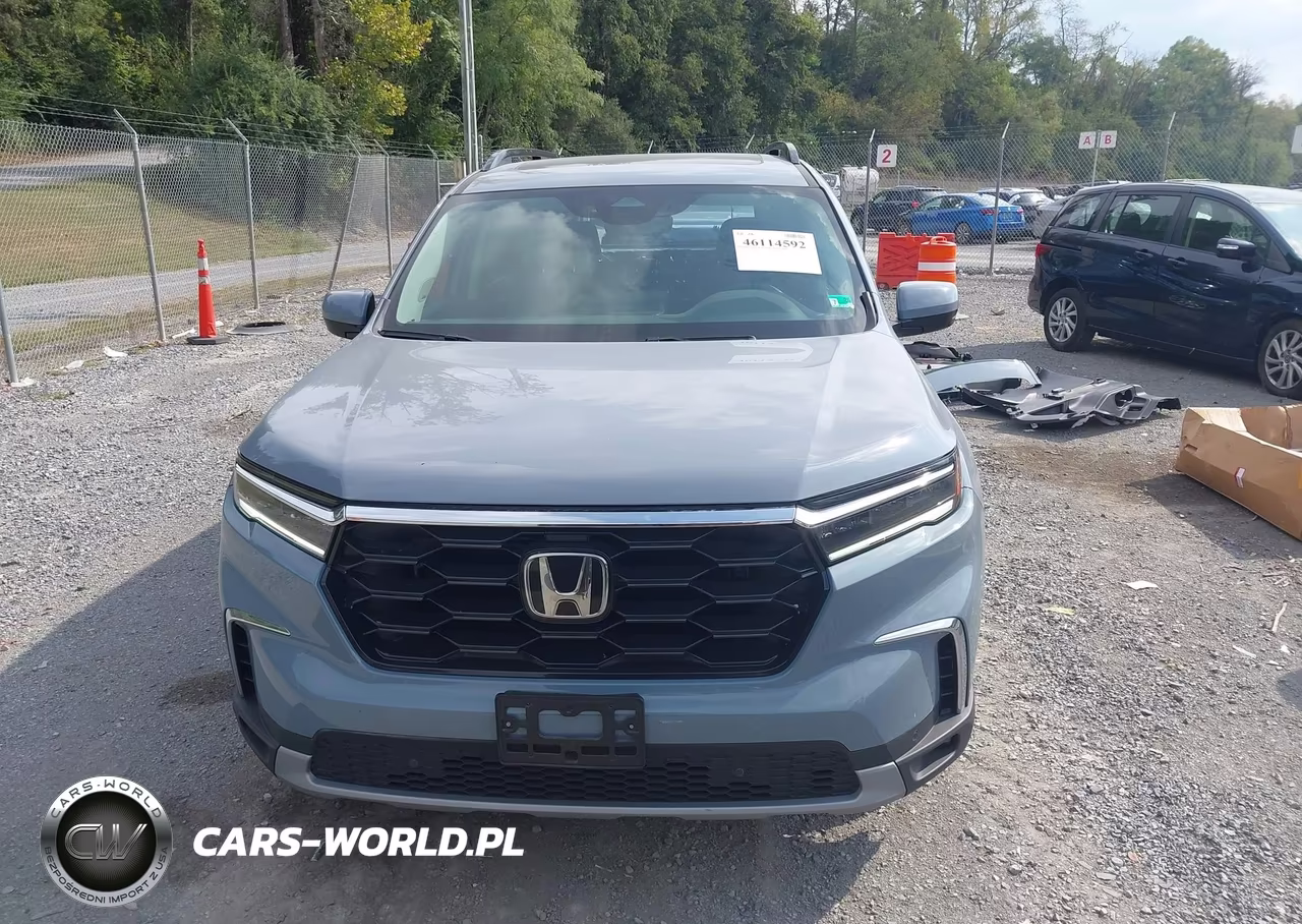 2025 Honda Pilot Touring VIN:5FNYG1H74SB033383 - 13