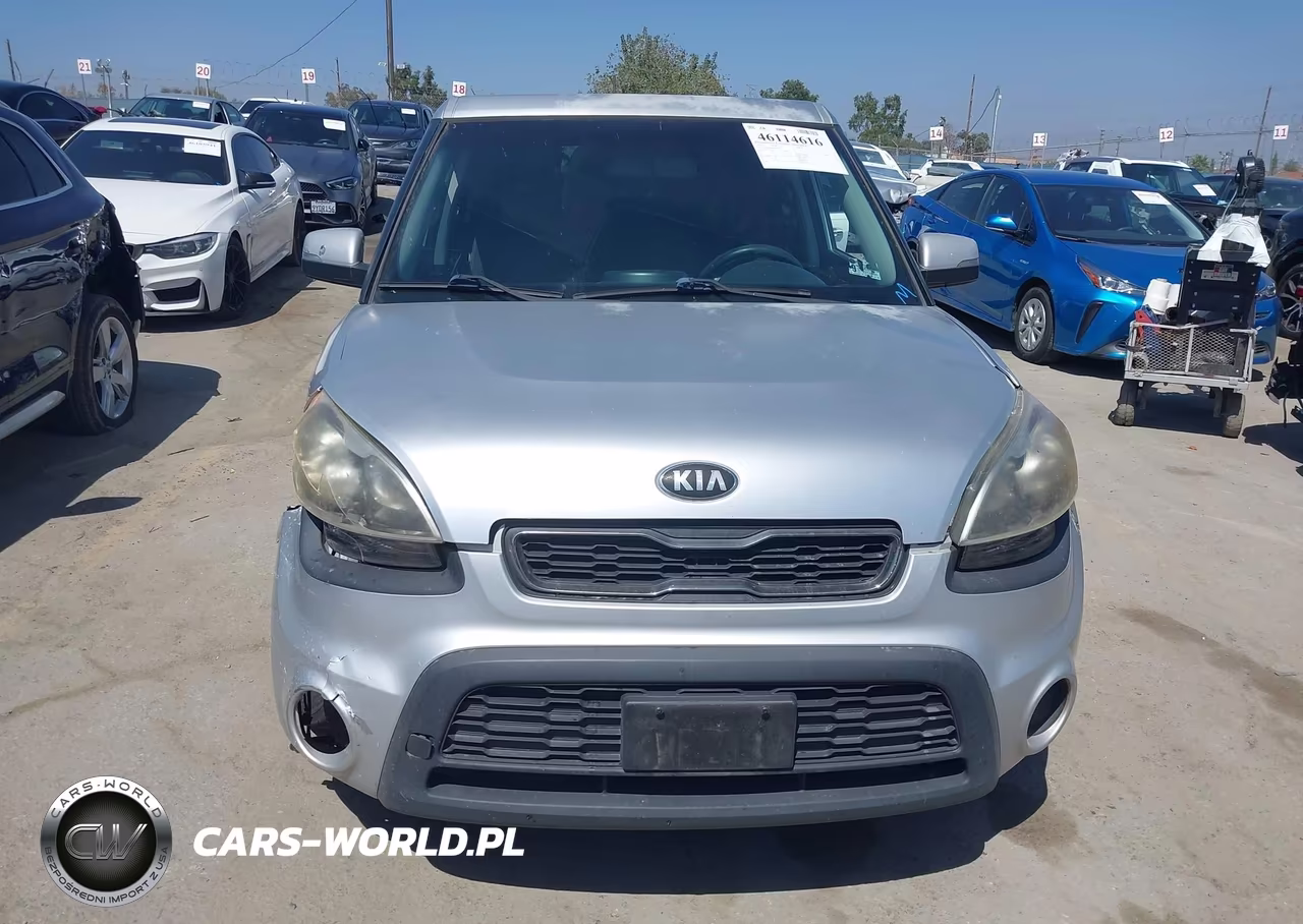 2013 Kia Soul + VIN:KNDJT2A66D7483226 - 11