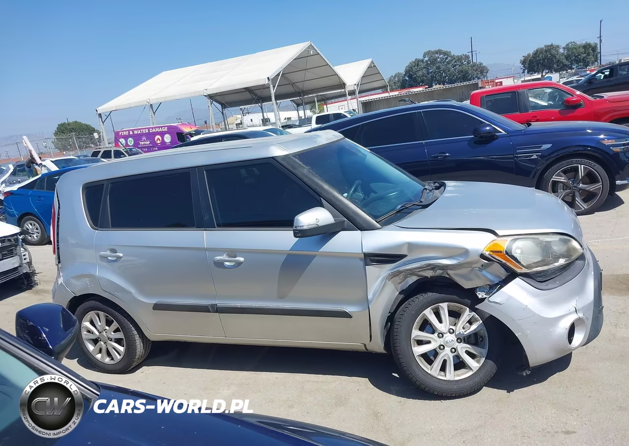 2013 Kia Soul + VIN:KNDJT2A66D7483226 - 12