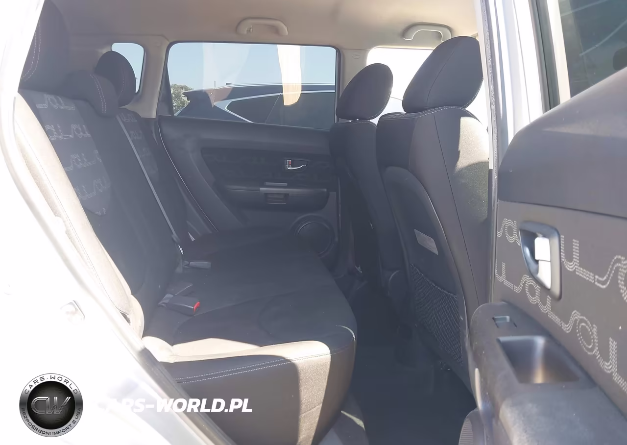 2013 Kia Soul + VIN:KNDJT2A66D7483226 - 8