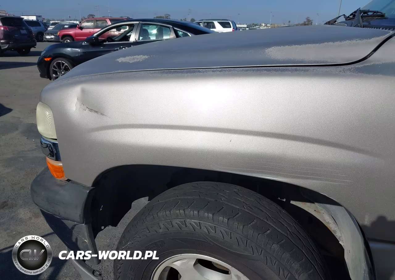 2003 Chevrolet Tahoe Ls VIN:1GNEC13T73J104564 - 12