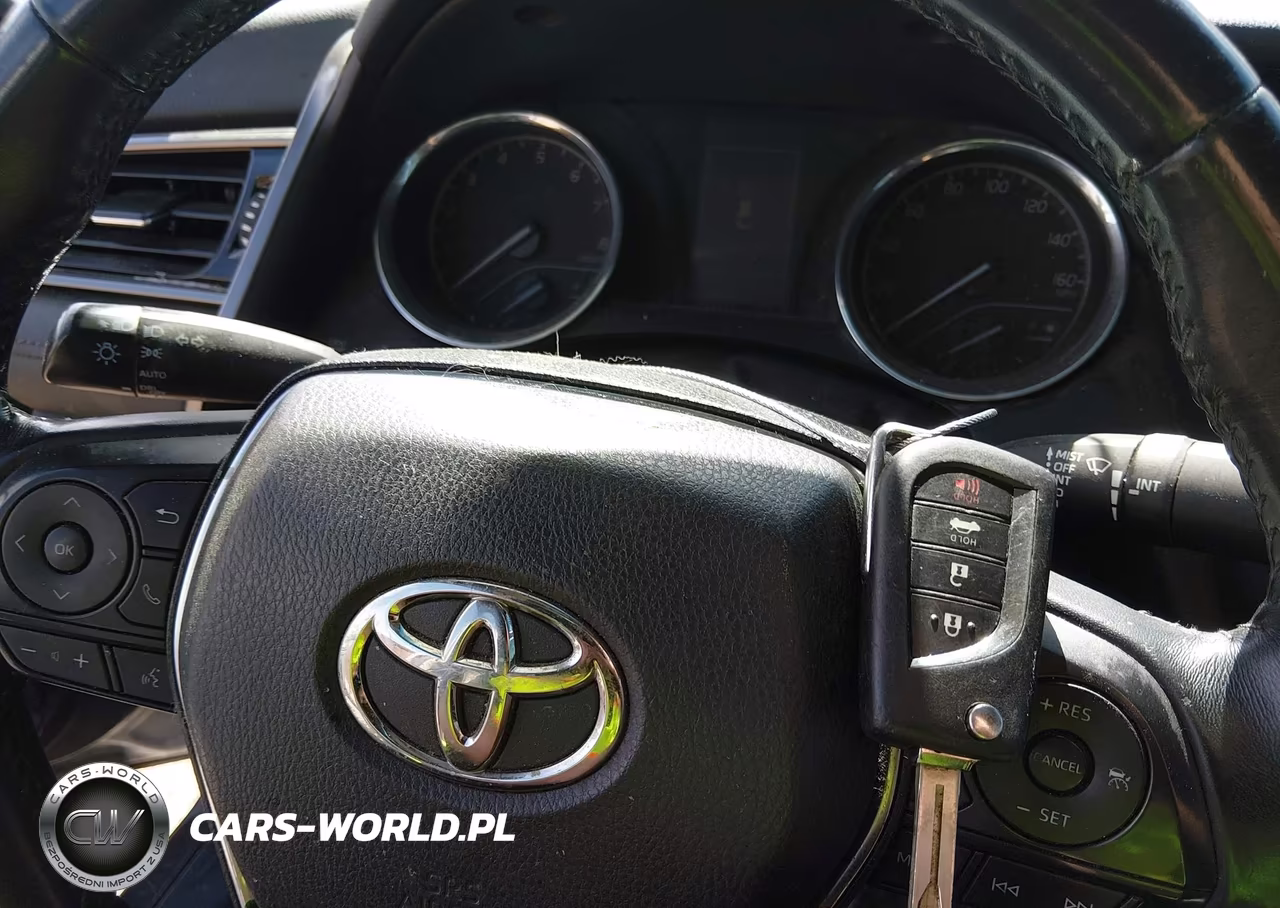 2020 Toyota Camry Se VIN:4T1G11AK1LU344687 - 11