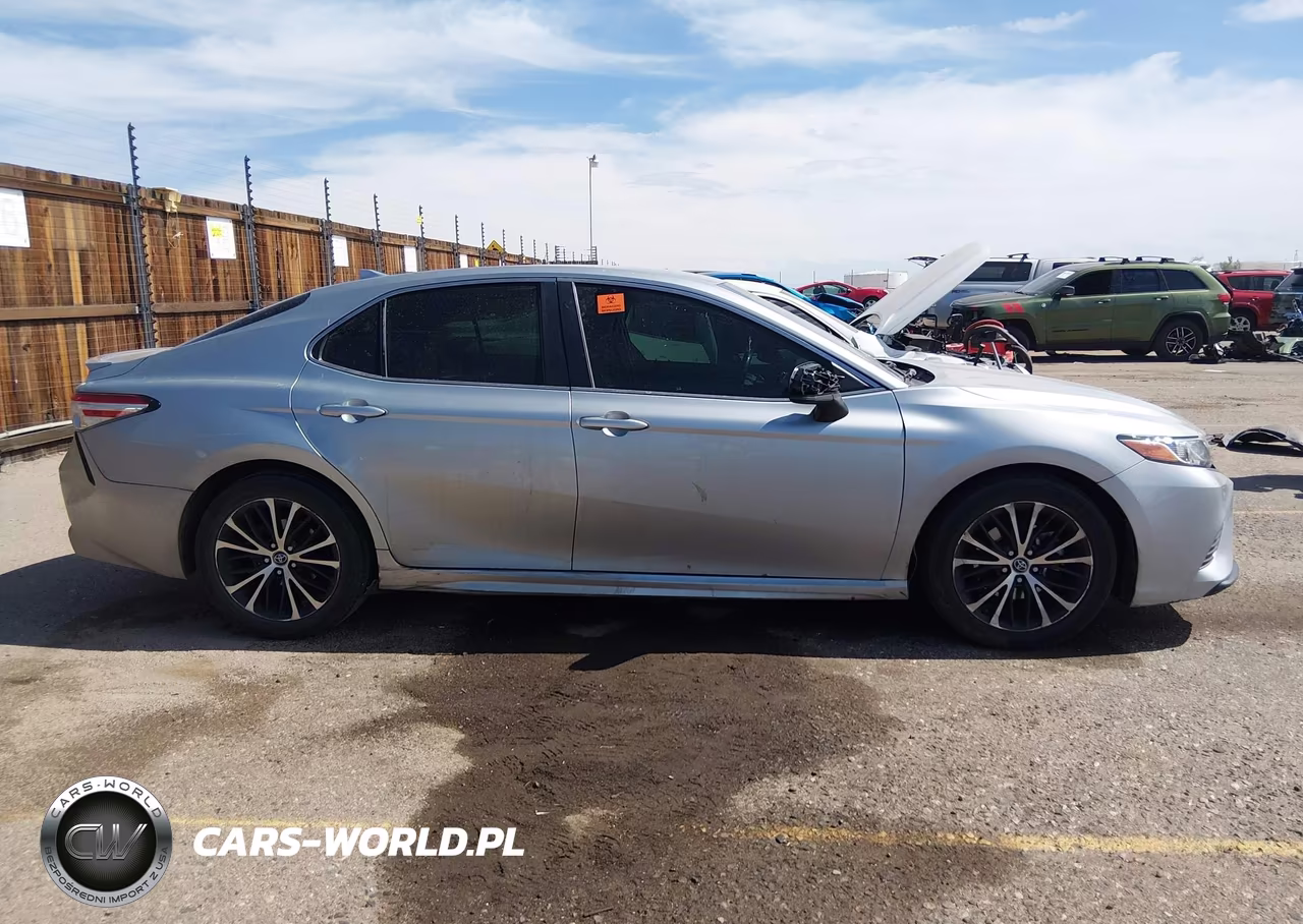 2020 Toyota Camry Se VIN:4T1G11AK1LU344687 - 13