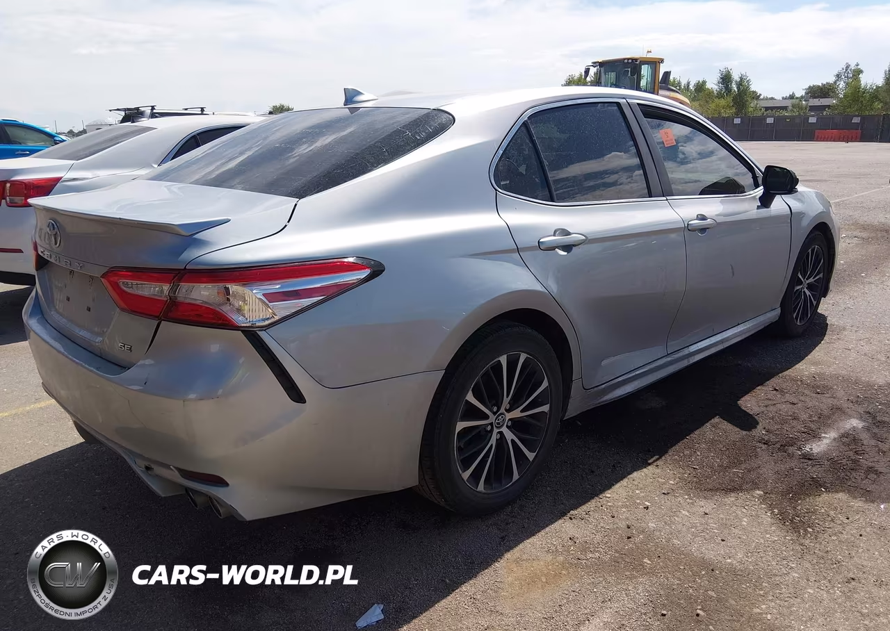 2020 Toyota Camry Se VIN:4T1G11AK1LU344687 - 4