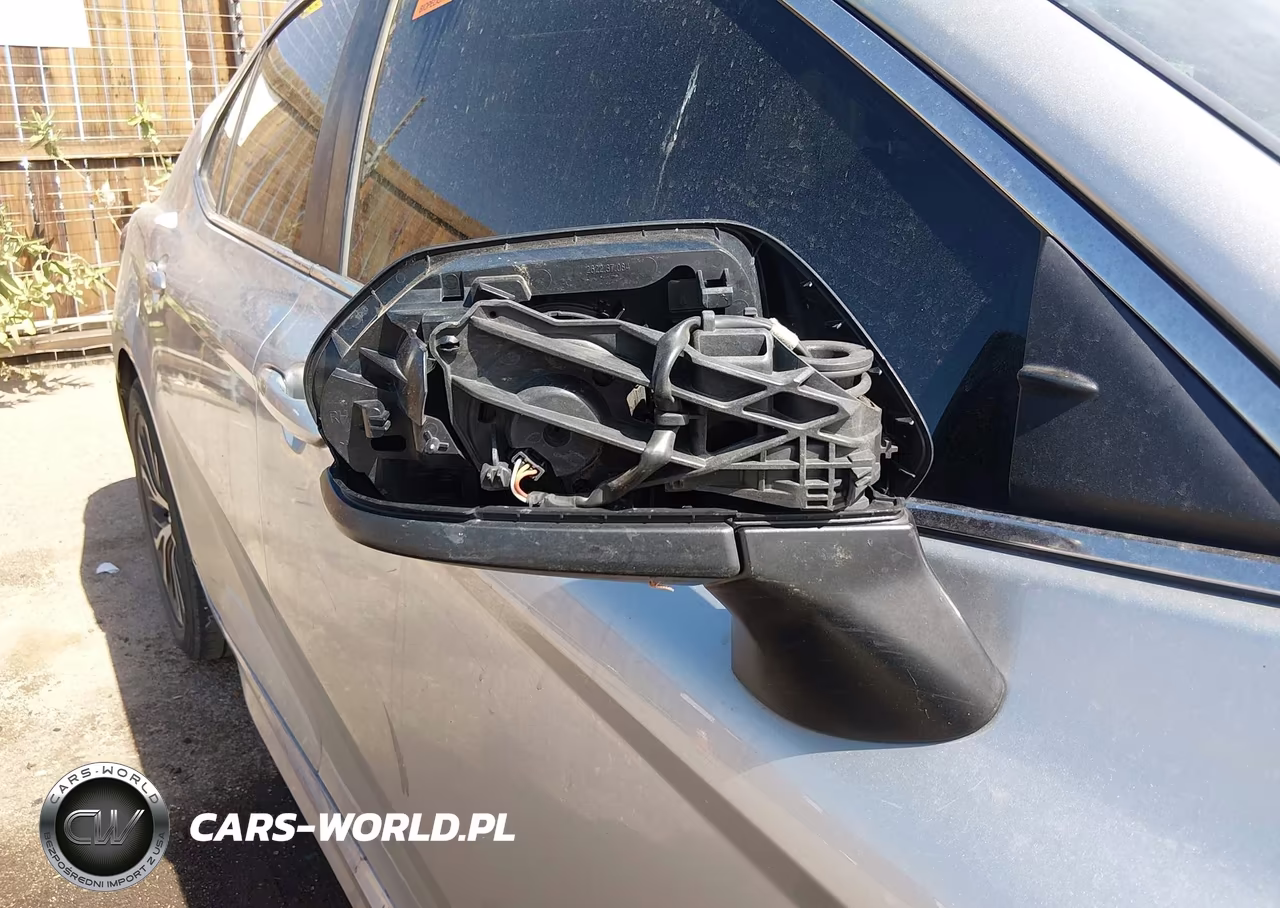 2020 Toyota Camry Se VIN:4T1G11AK1LU344687 - 6