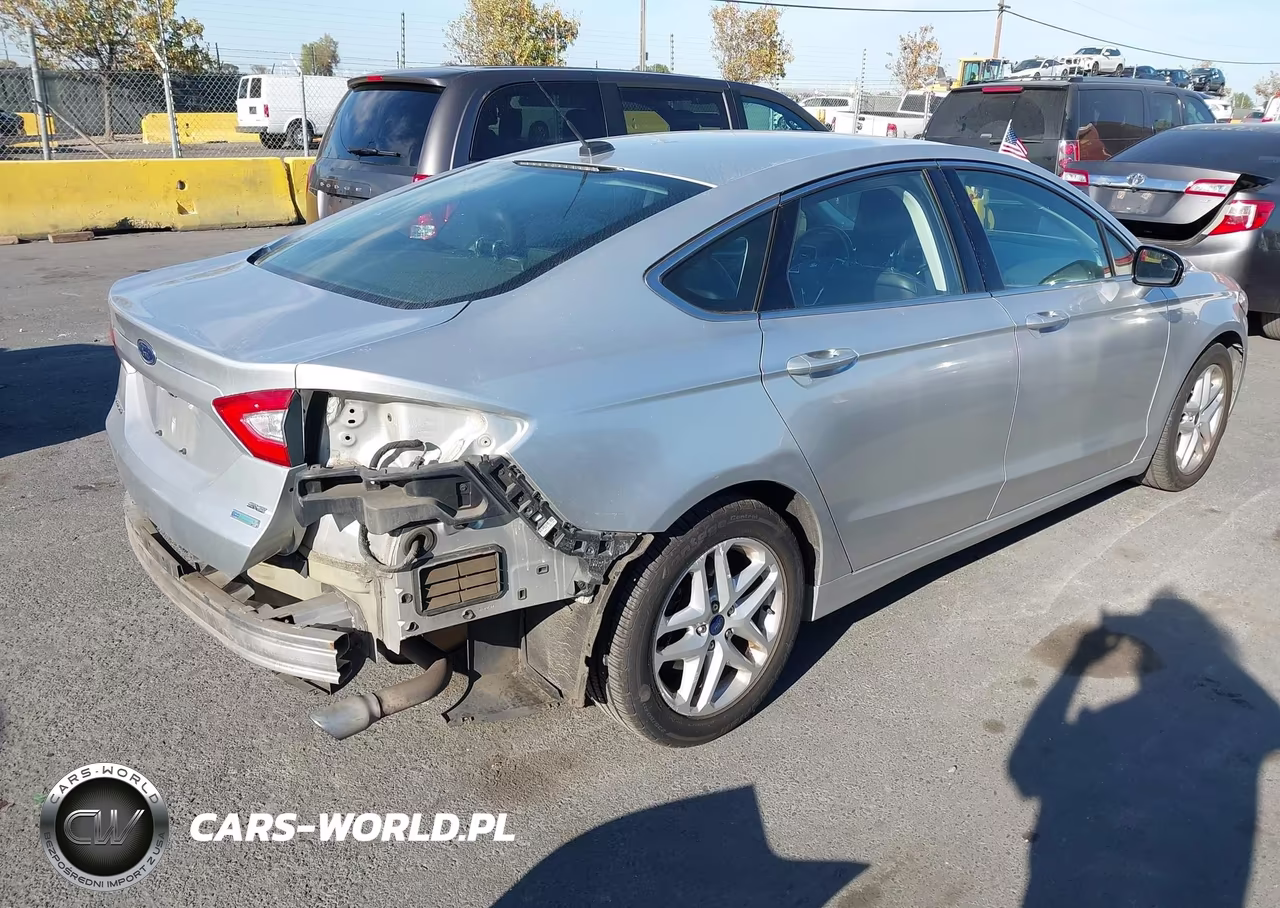2015 Ford Fusion Se VIN:3FA6P0HD0FR145549 - 4