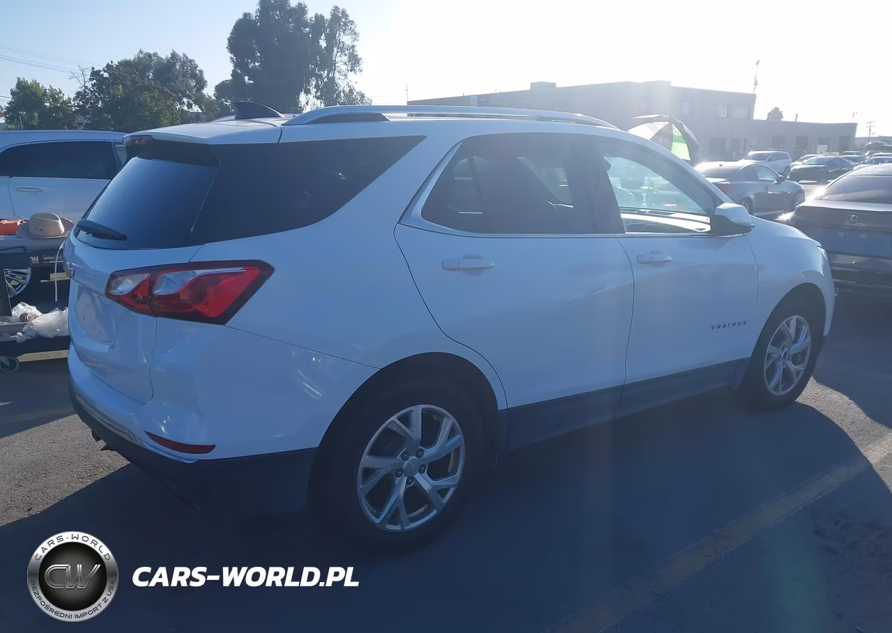 2020 Chevrolet Equinox Awd Lt 2.0L Turbo VIN:3GNAXVEX7LS525631 - 4