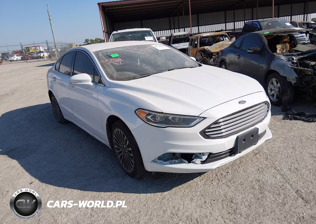 2017 Ford Fusion Titanium – zdjęcie 1 z 15