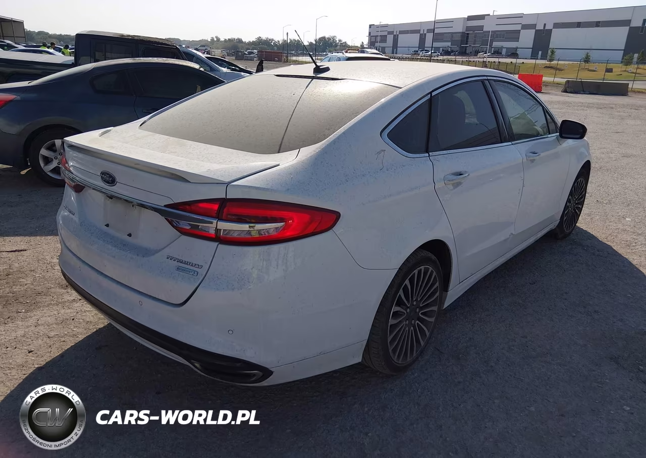 2017 Ford Fusion Titanium VIN:3FA6P0K99HR124089 - 4