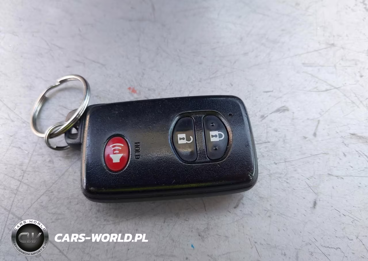 2014 Toyota Prius V Two VIN:JTDZN3EU4EJ004009 - 11