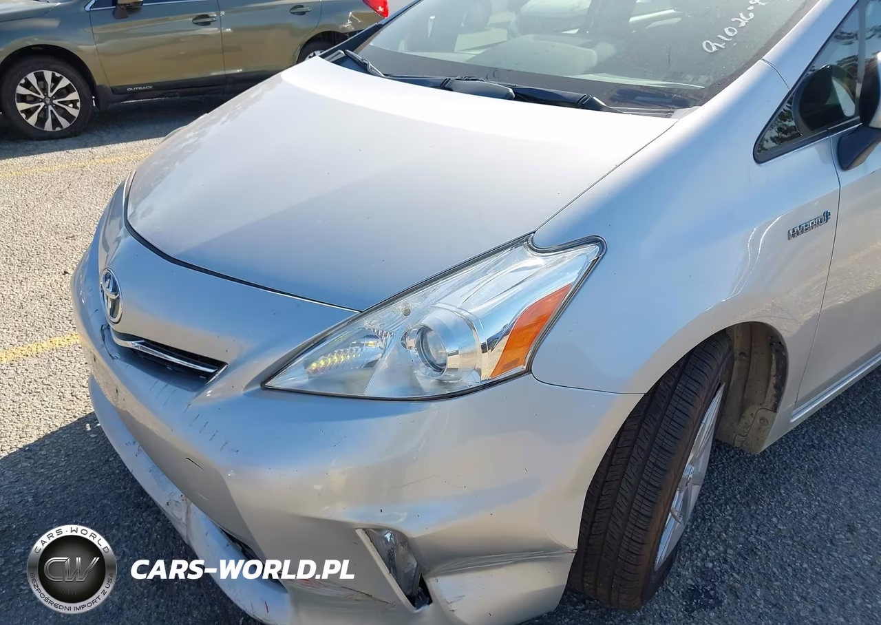 2014 Toyota Prius V Two VIN:JTDZN3EU4EJ004009 - 14
