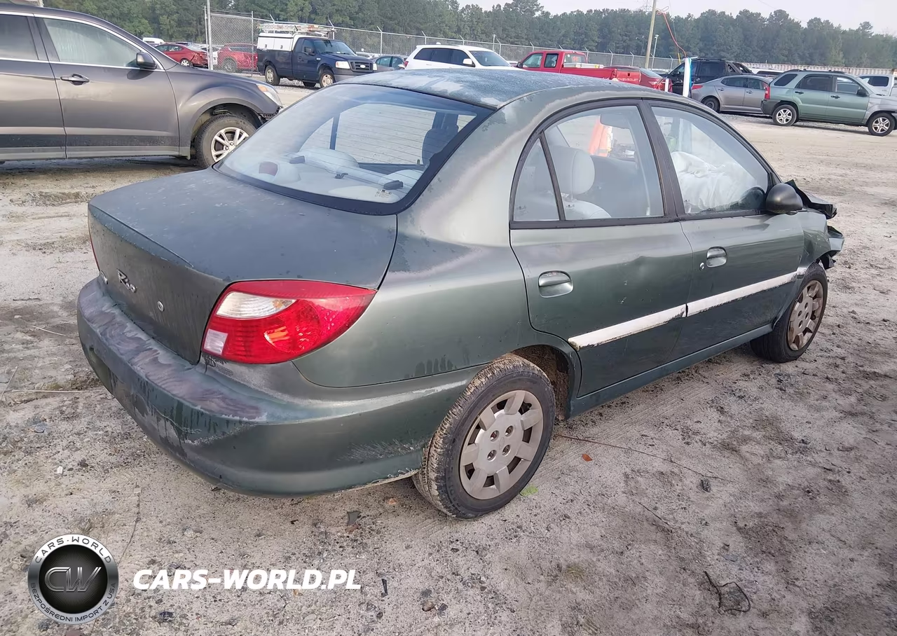 2002 Kia Rio VIN:KNADC123926173339 - 4
