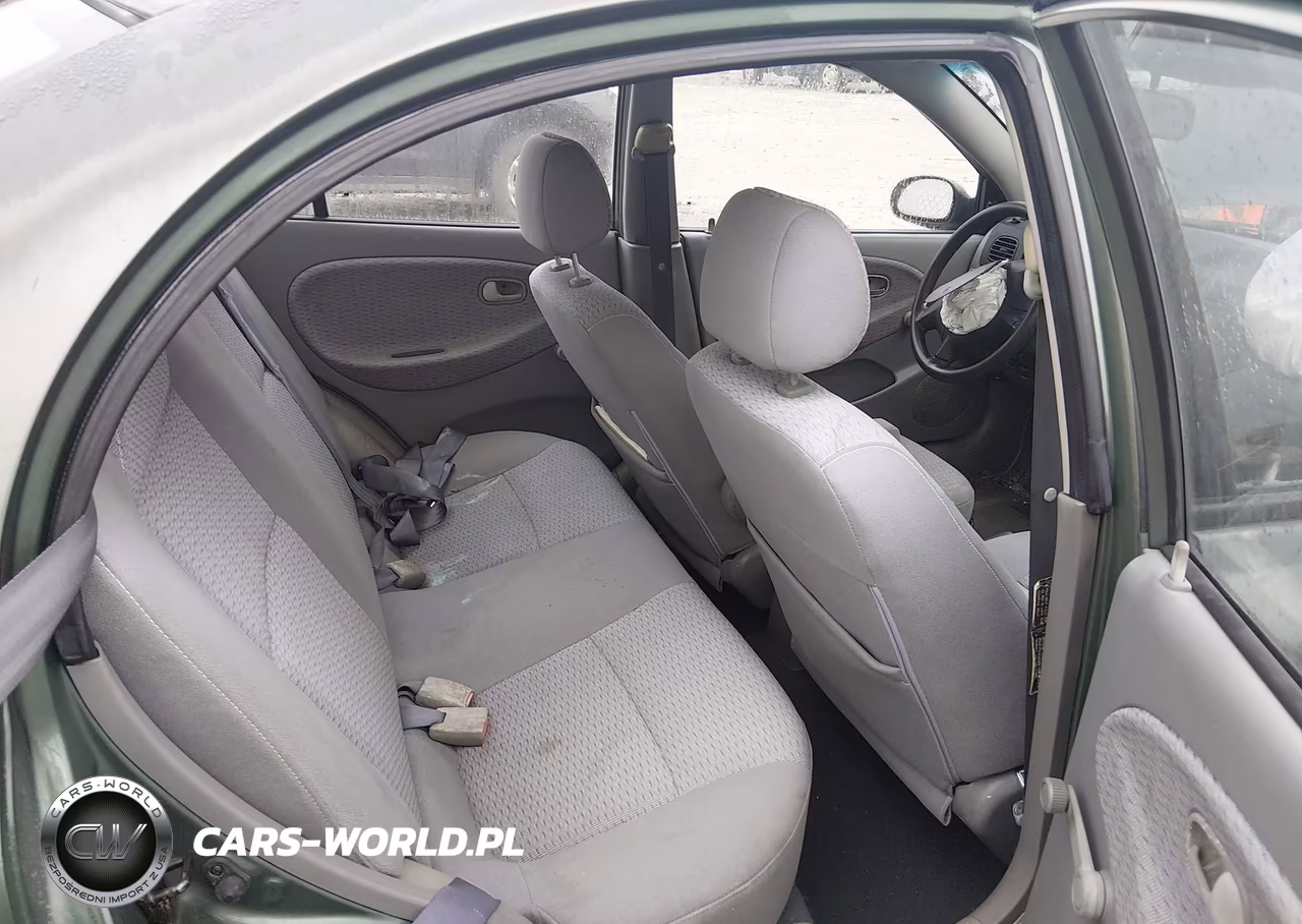 2002 Kia Rio VIN:KNADC123926173339 - 8