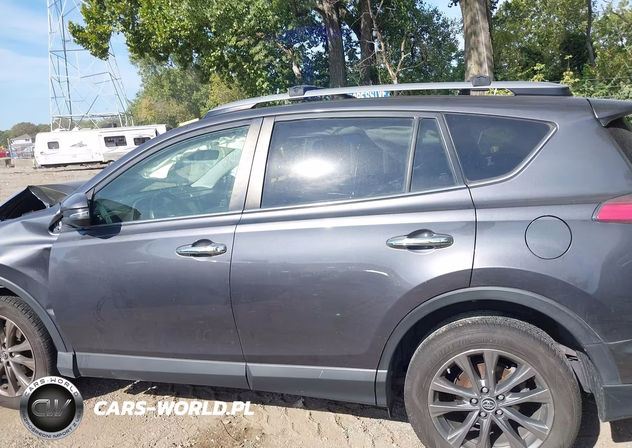 2018 Toyota Rav4 Limited VIN:JTMDFREV7JJ728676 - 14