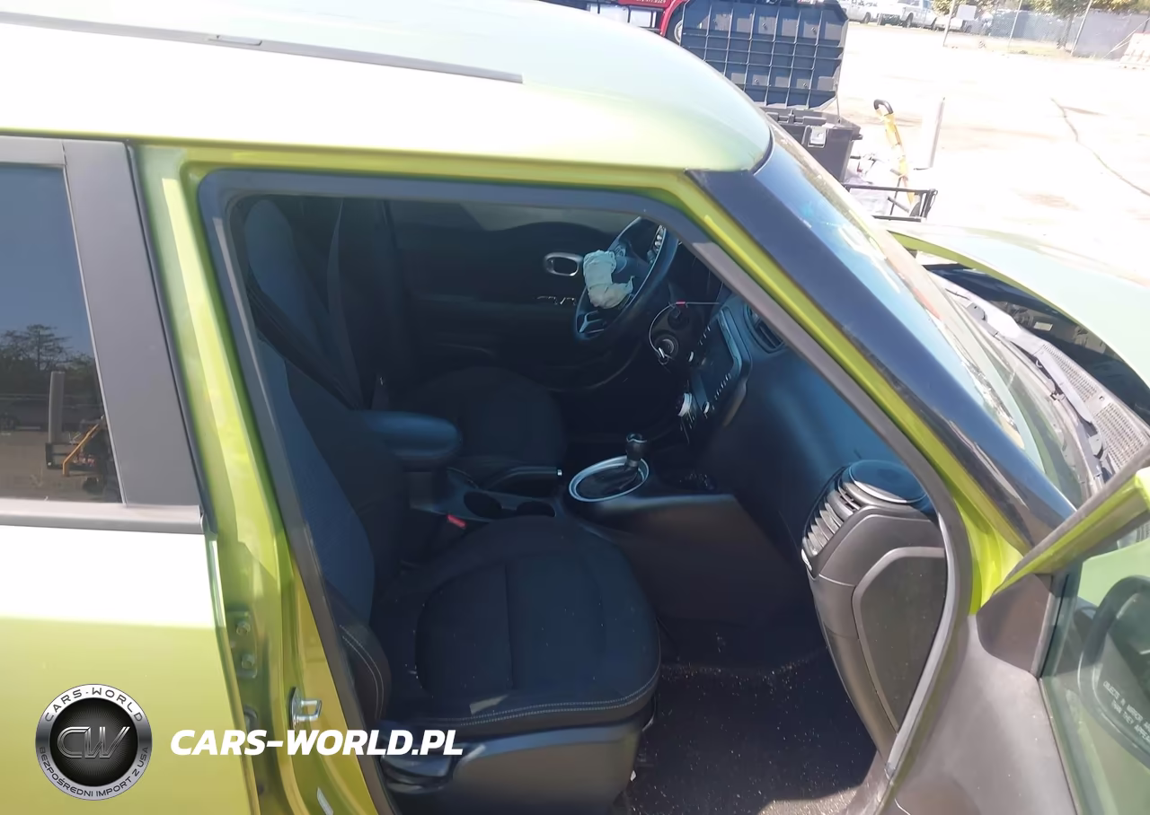 2018 Kia Soul + VIN:KNDJP3A53J7892930 - 5