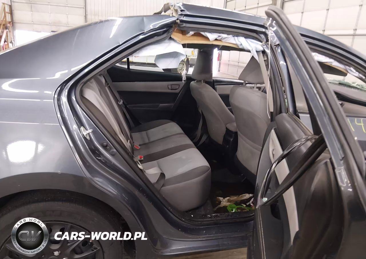 2018 Toyota Corolla Le VIN:2T1BURHE6JC116408 - 8