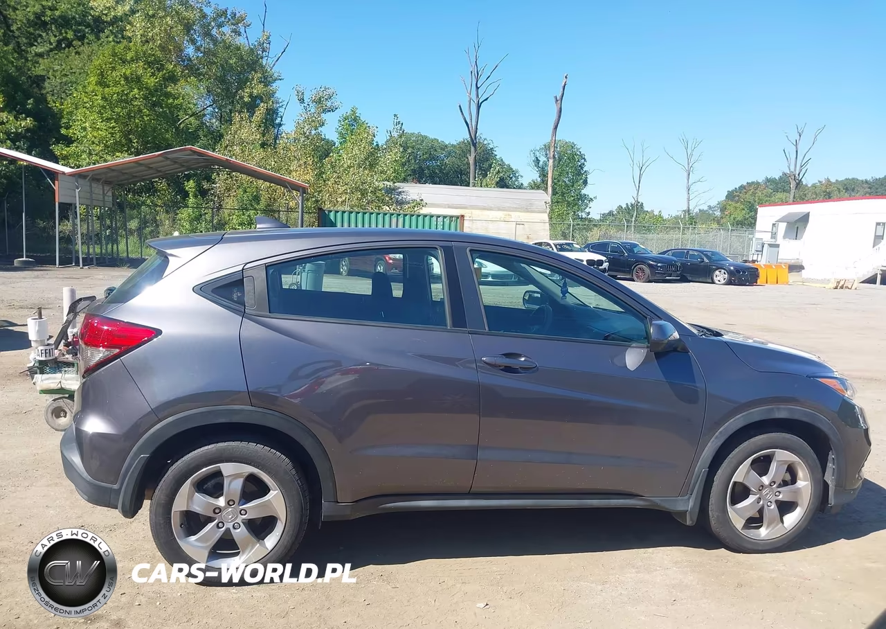 2022 Honda Hr-V Awd Lx VIN:3CZRU6H3XNM750422 - 13