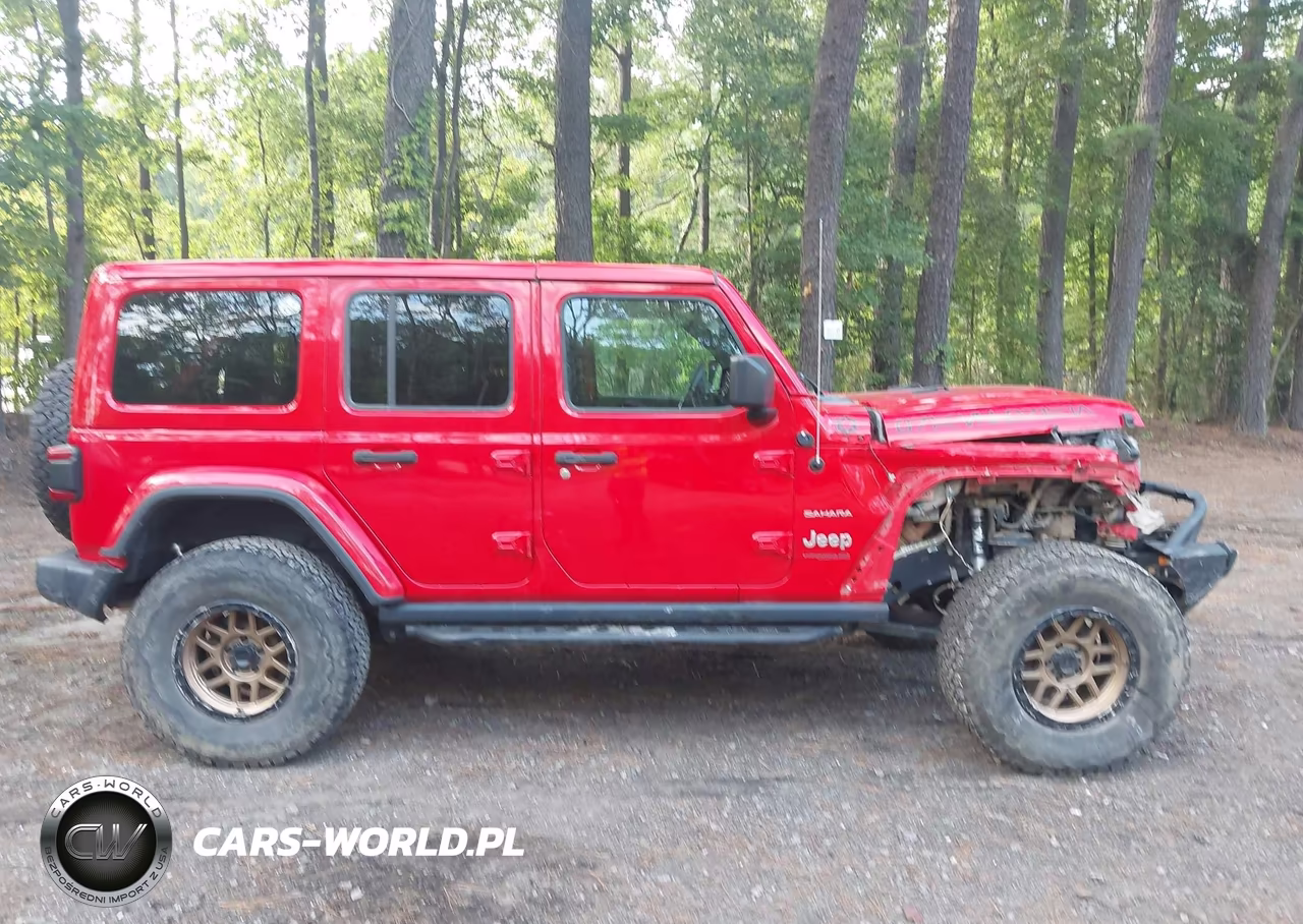 2018 Jeep Wrangler Unlimited Sahara 4X4 VIN:1C4HJXEG3JW130769 - 14