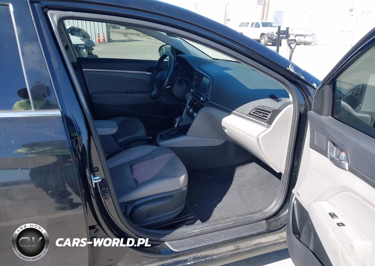 2019 Hyundai Elantra Limited VIN:5NPD84LF3KH420584 - 5