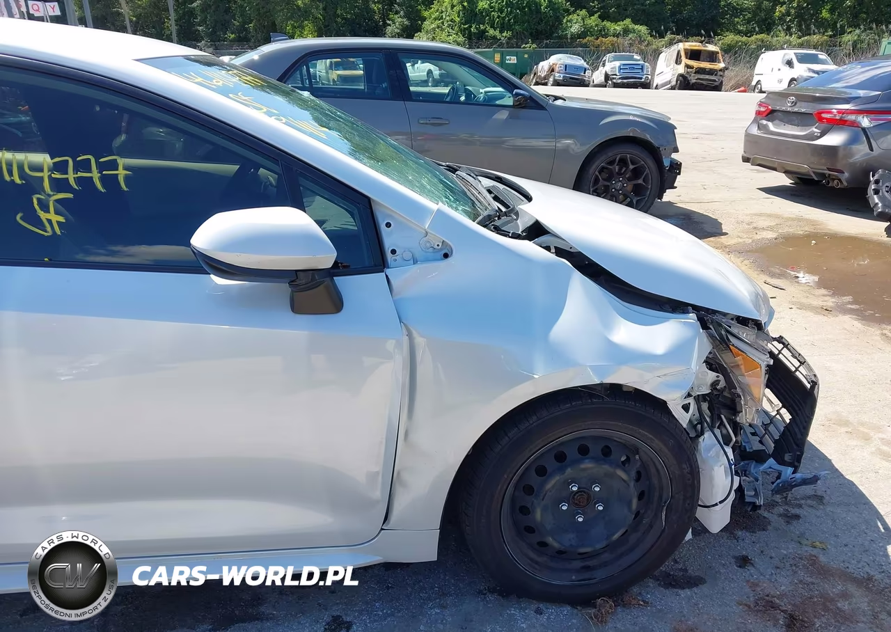 2024 Toyota Corolla Hybrid Le VIN:JTDBCMFE2R3061453 - 18