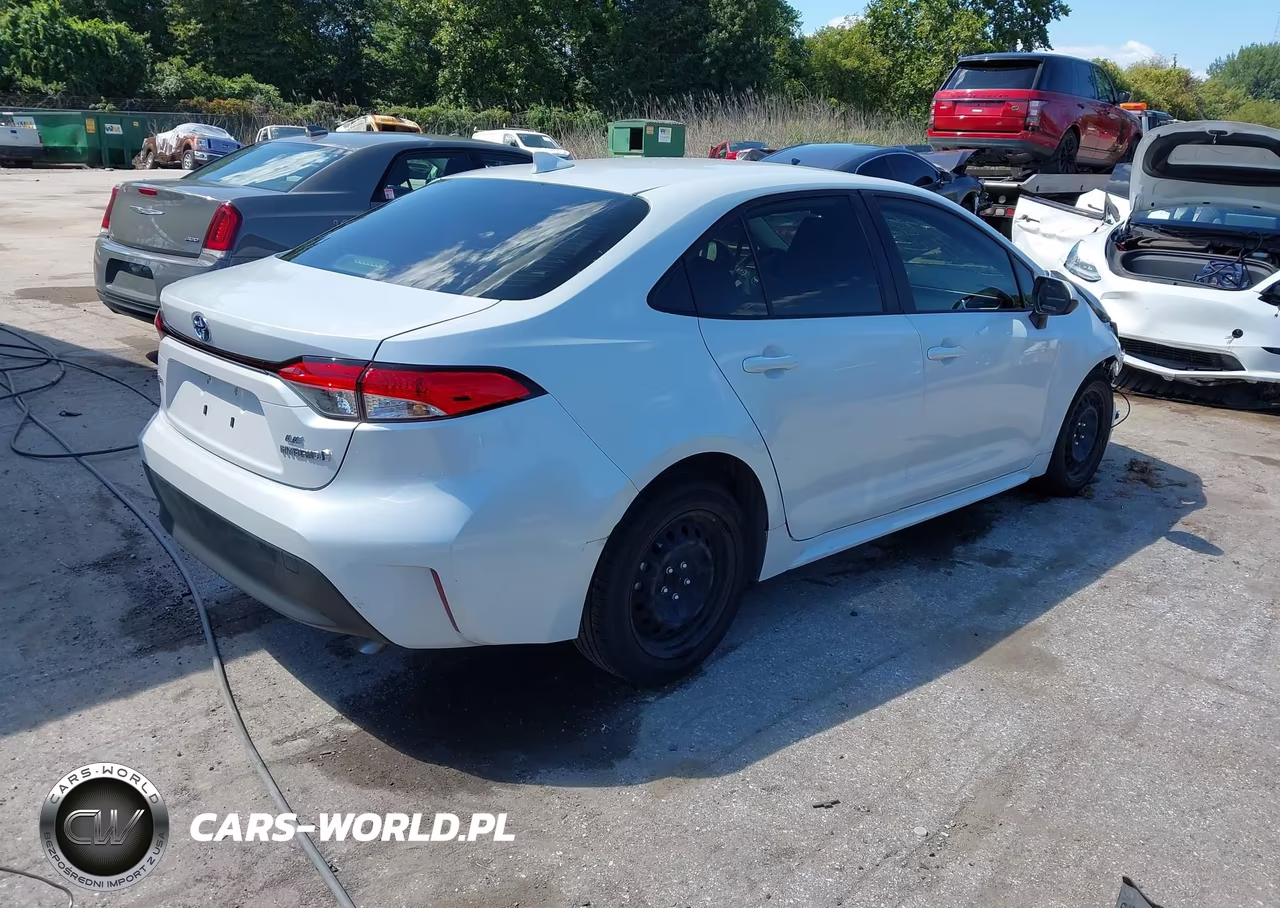 2024 Toyota Corolla Hybrid Le VIN:JTDBCMFE2R3061453 - 4