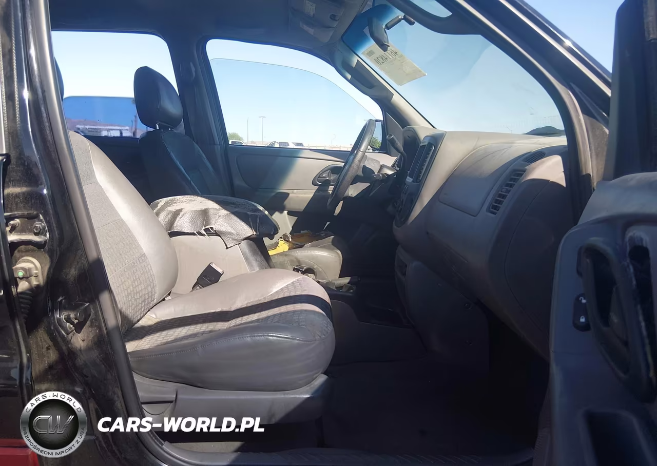 2002 Ford Escape Xls VIN:1FMYU01172KC08166 - 5