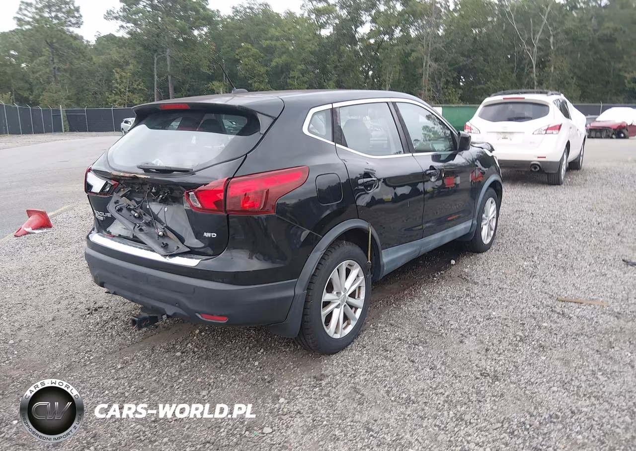 2018 Nissan Rogue Sport S VIN:JN1BJ1CR9JW201404 - 4