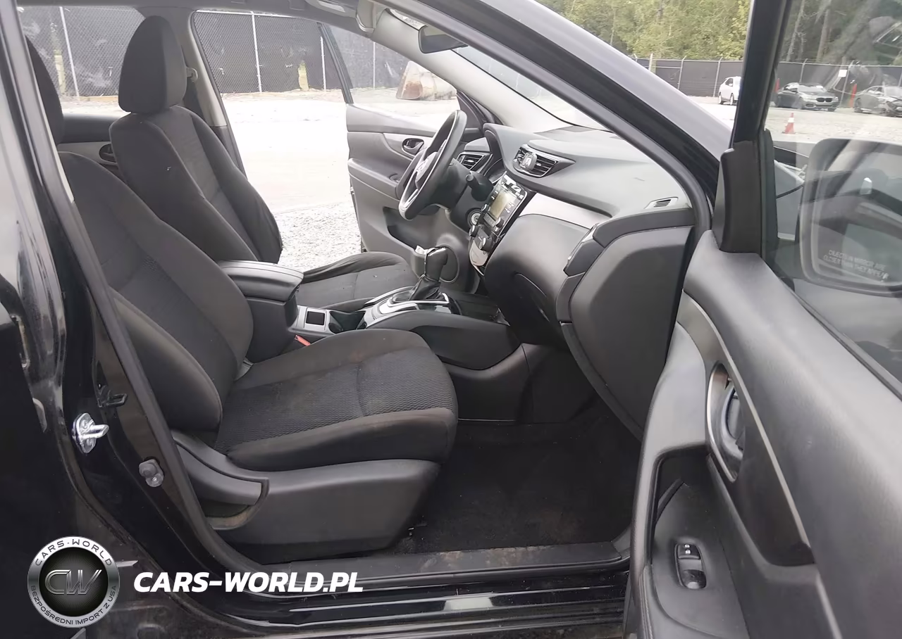 2018 Nissan Rogue Sport S VIN:JN1BJ1CR9JW201404 - 5