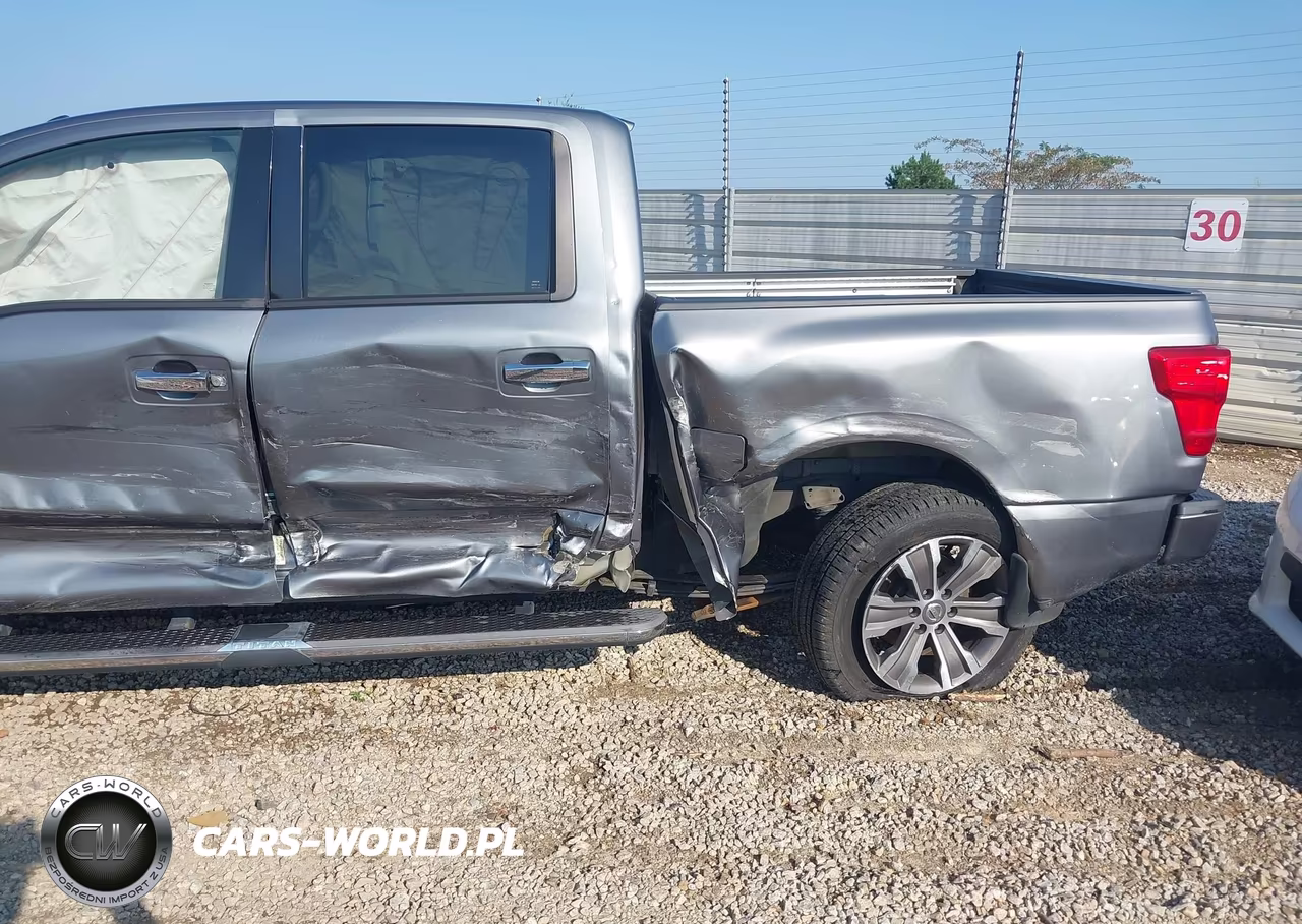 2017 Nissan Titan Sl VIN:1N6AA1E63HN564273 - 18