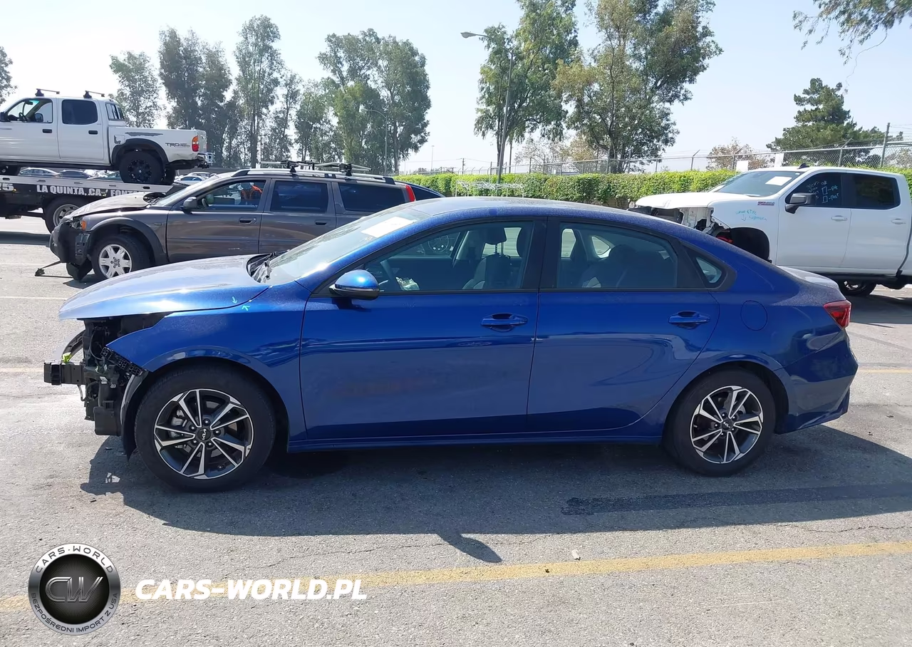 2023 Kia Forte Lxs VIN:3KPF24AD6PE673258 - 15
