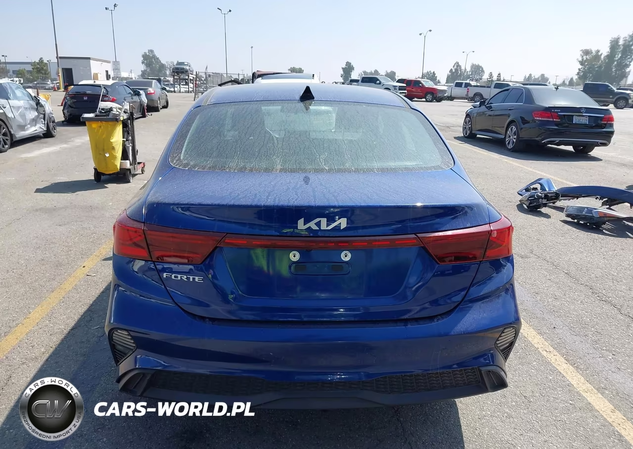 2023 Kia Forte Lxs VIN:3KPF24AD6PE673258 - 17