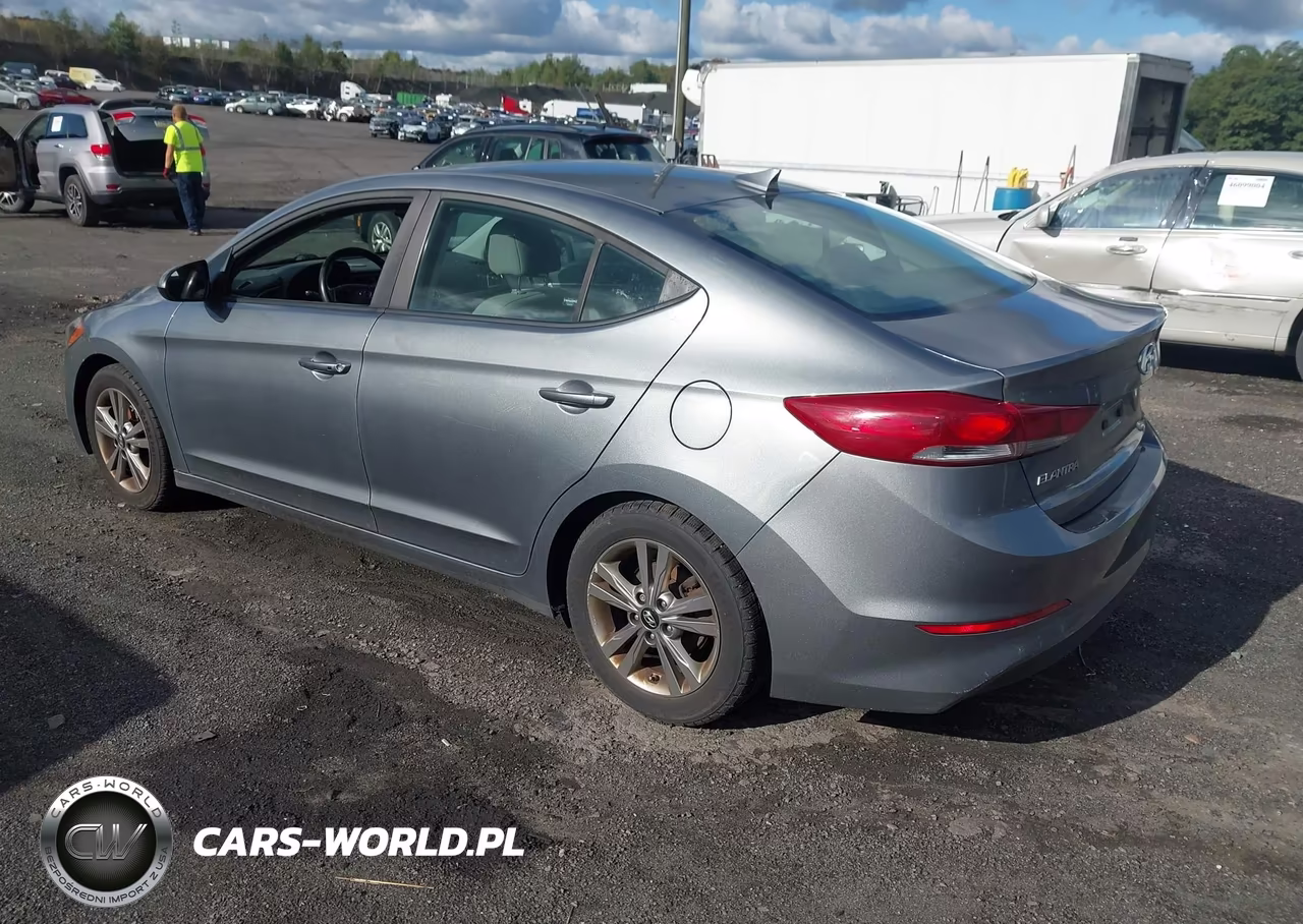 2018 Hyundai Elantra Value Edition VIN:KMHD84LF4JU511962 - 3