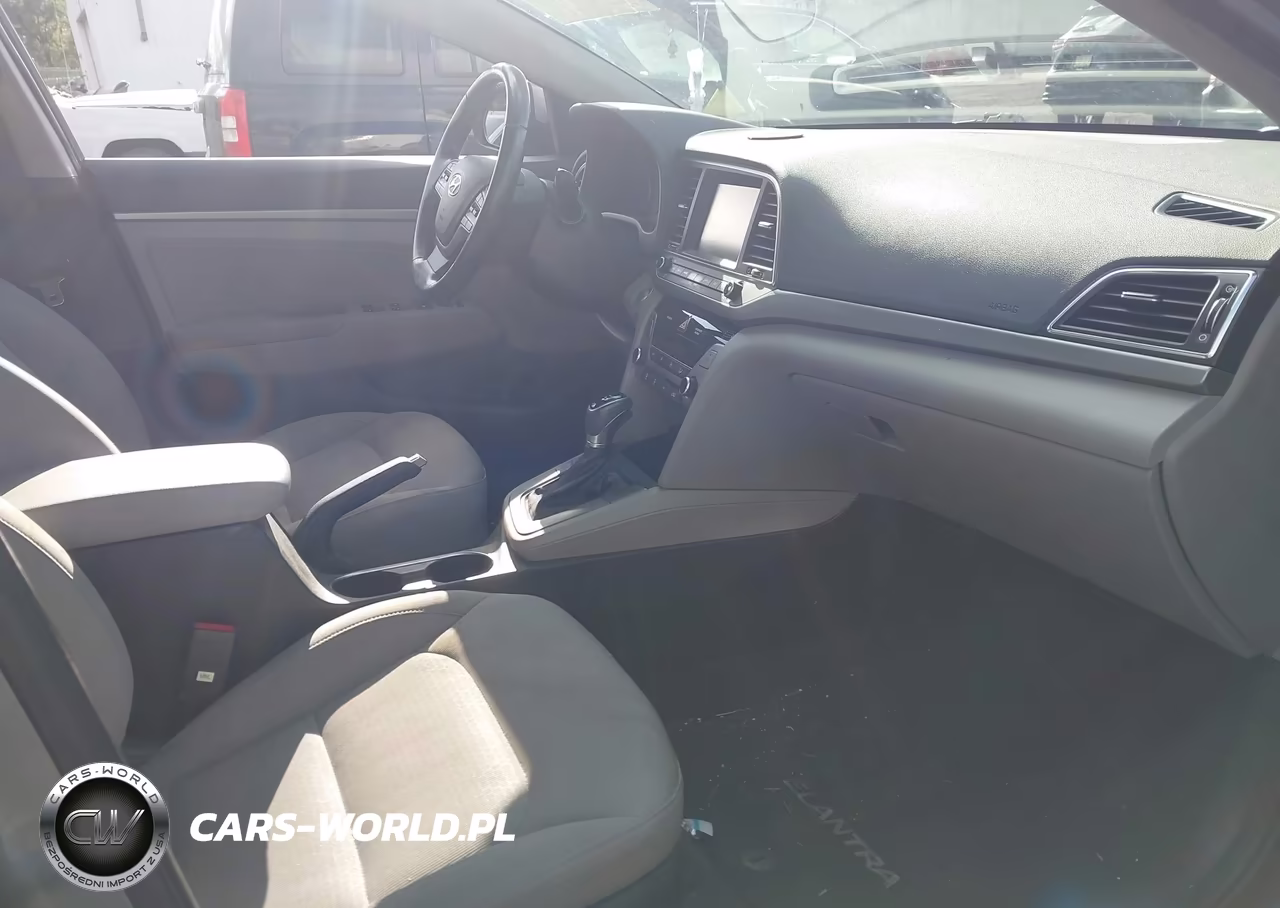 2018 Hyundai Elantra Value Edition VIN:KMHD84LF4JU511962 - 5