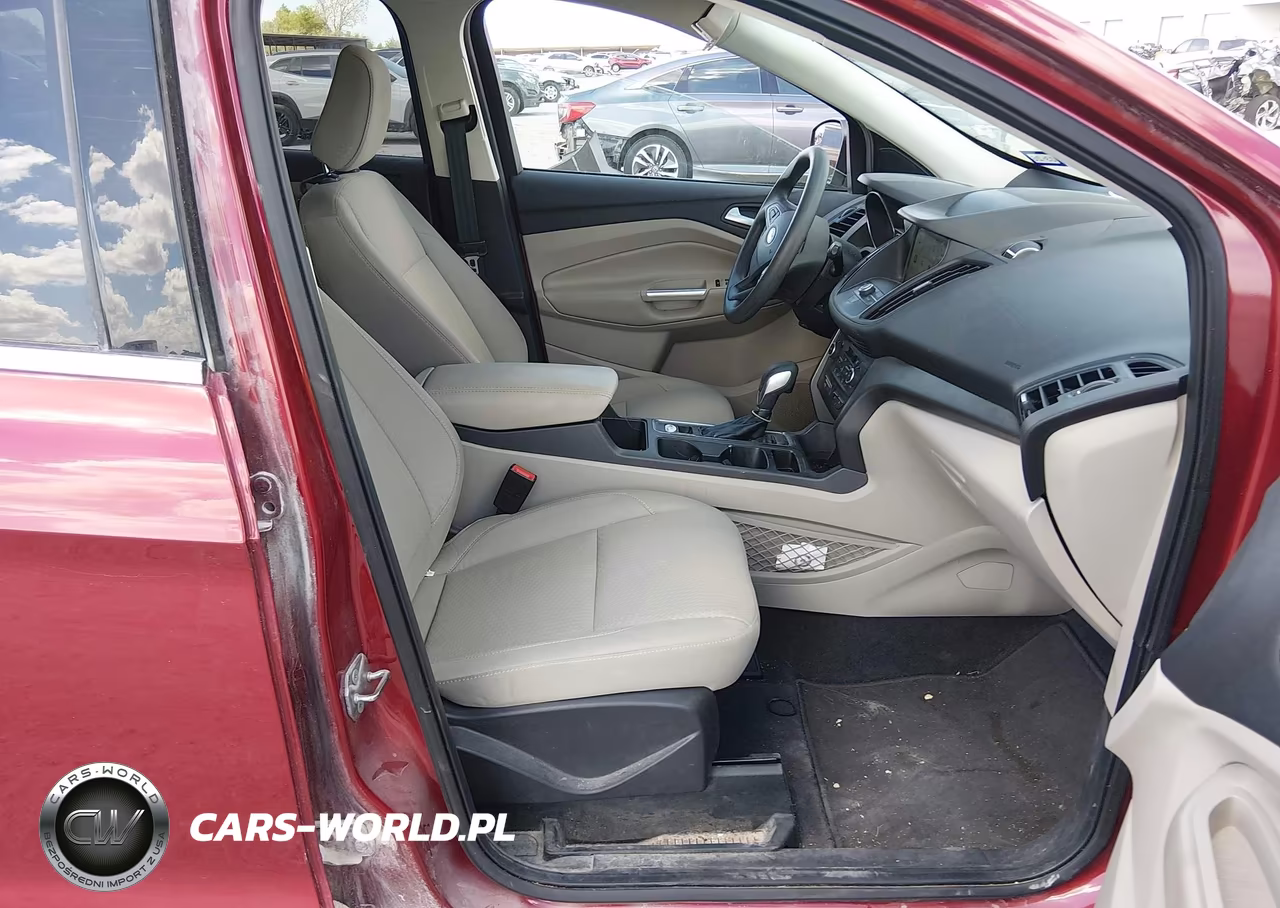 2019 Ford Escape Se VIN:1FMCU0GD4KUA81439 - 5