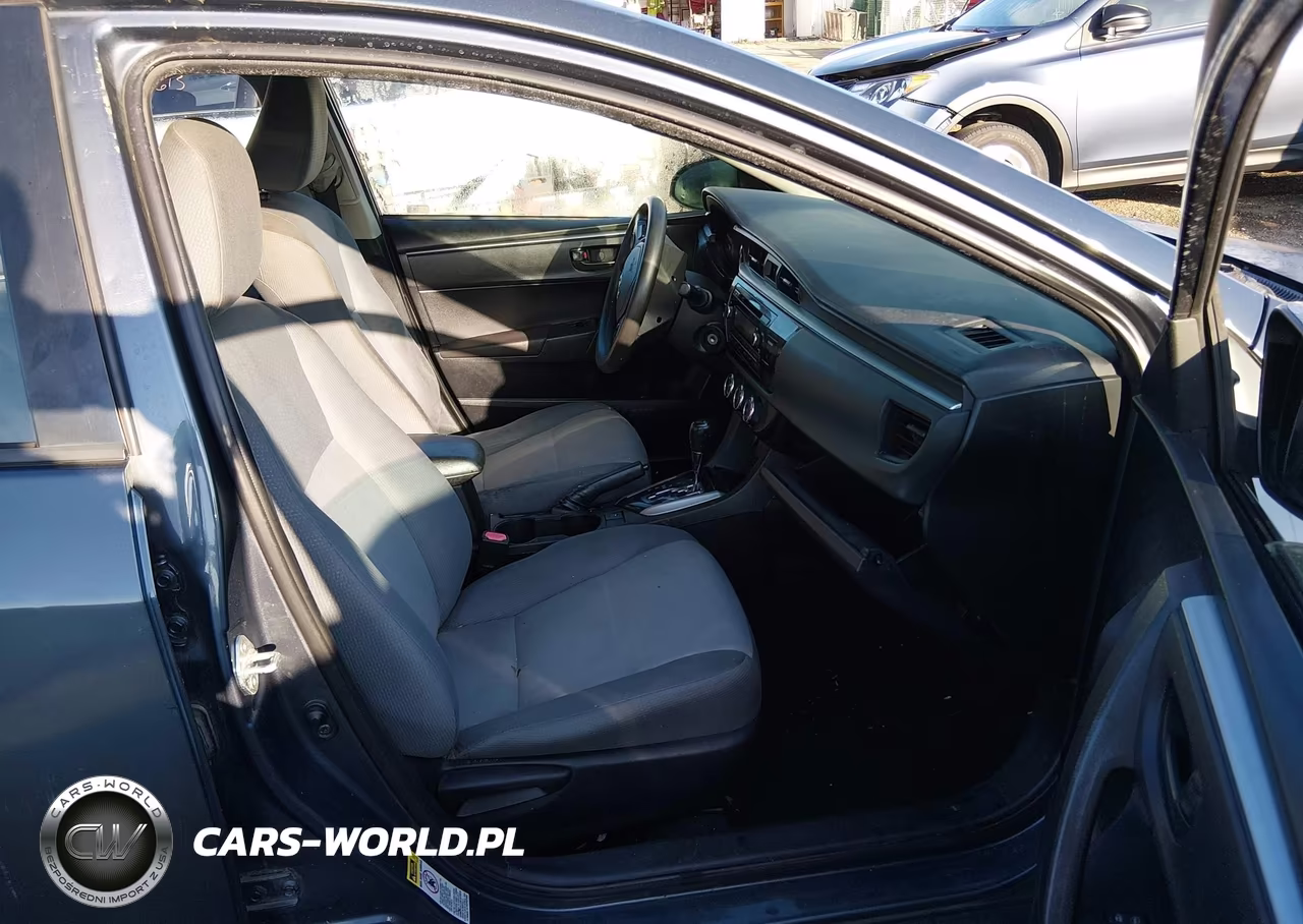 2014 Toyota Corolla L VIN:5YFBURHE2EP126861 - 5