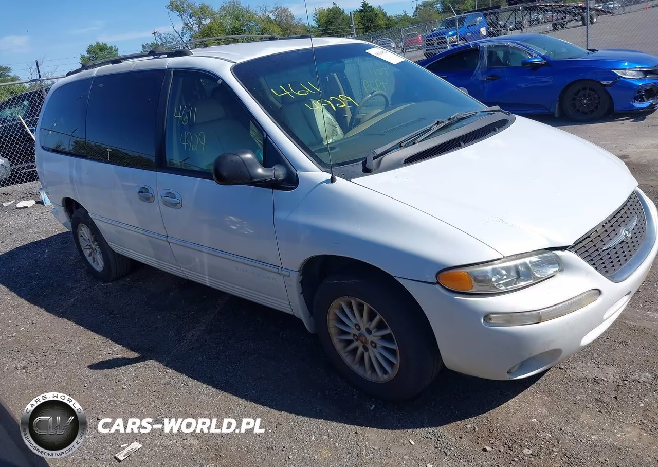2000 Chrysler Town & Country Lxi