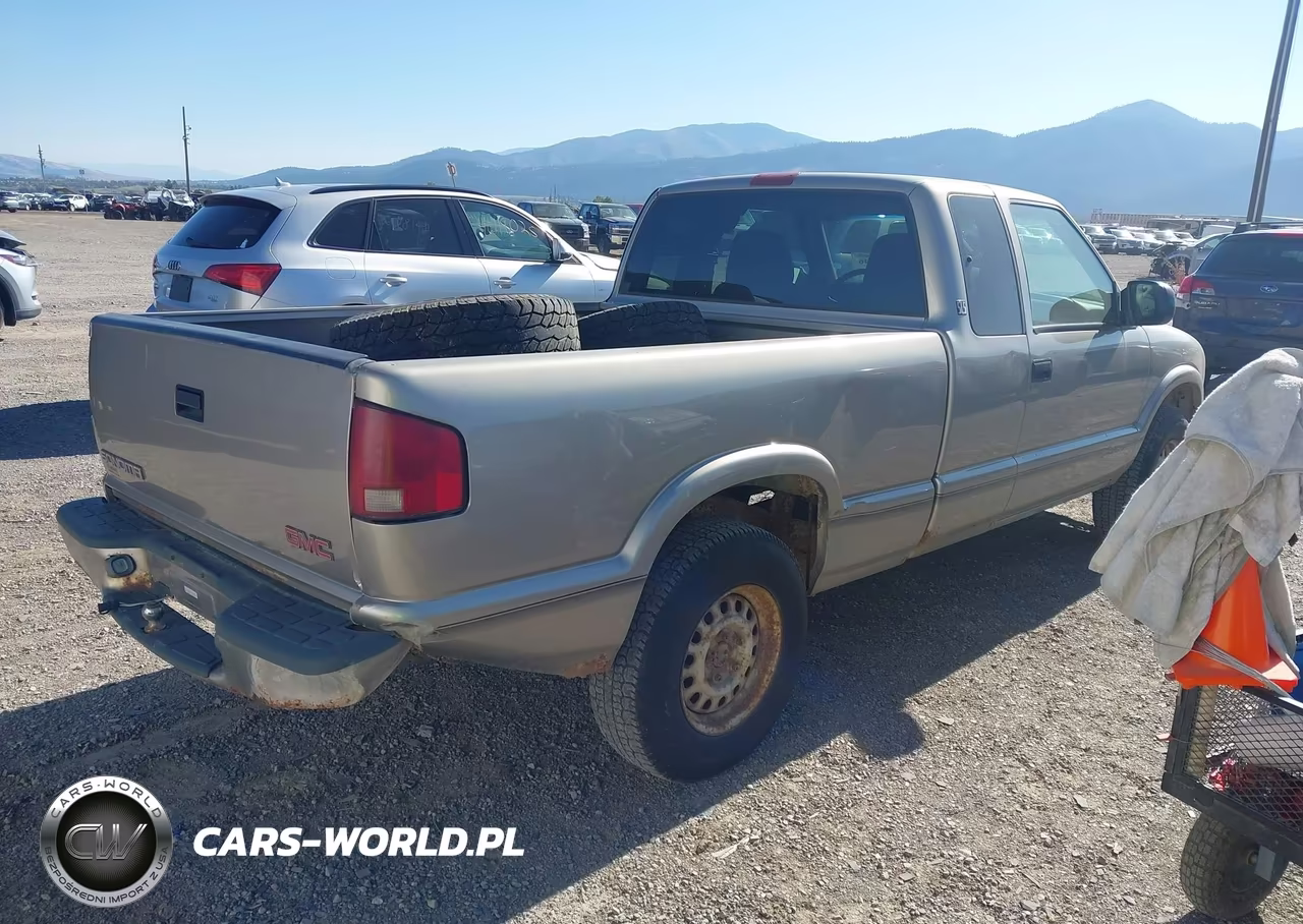 1999 GMC Sonoma Sls VIN:1GTDT19XXX8536156 - 4