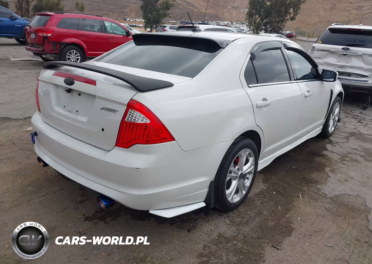 2012 Ford Fusion Se VIN:3FAHP0HG1CR117046 - 4