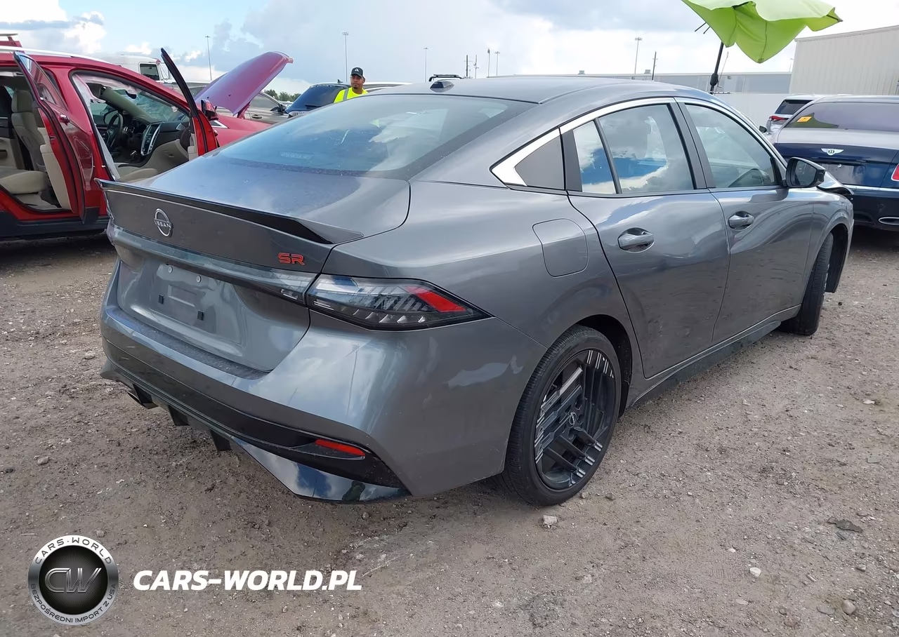 2026 Nissan Sentra Sr VIN:3N1AB9DV0TY247072 - 4