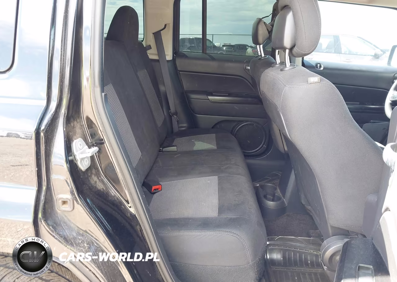 2015 Jeep Patriot Sport VIN:1C4NJRBB8FD269340 - 8