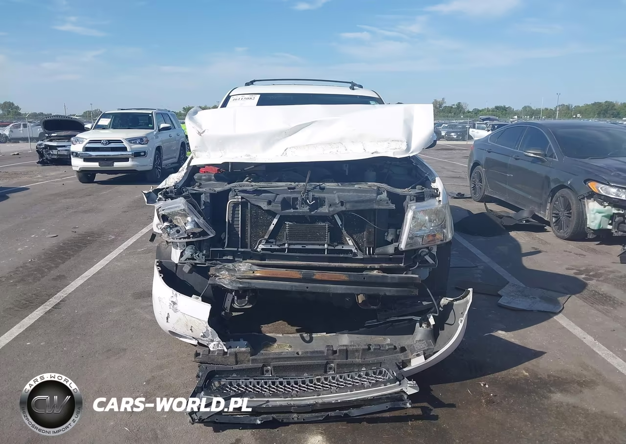 2010 Chevrolet Tahoe Ltz VIN:1GNUKCE00AR192188 - 11